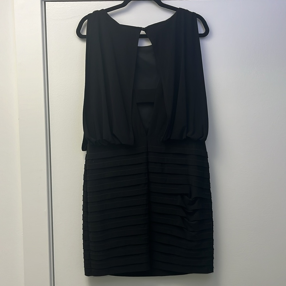 XSCAPE Women’s Black Blouson Short Length Bodice Brooch Sleeveless Dress 14p - Picture 5 of 8